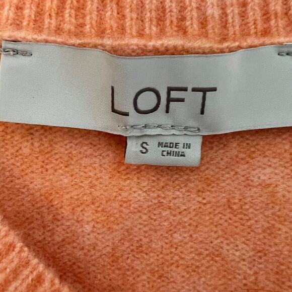 Loft Womens V-Neck Sweater Size Small Peach Orange Blended Fabric - Picture 4 of 6